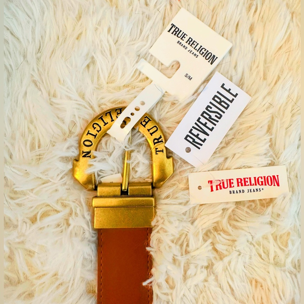 NWT ✨ Reversible! 🖤💛 True Religion Belt